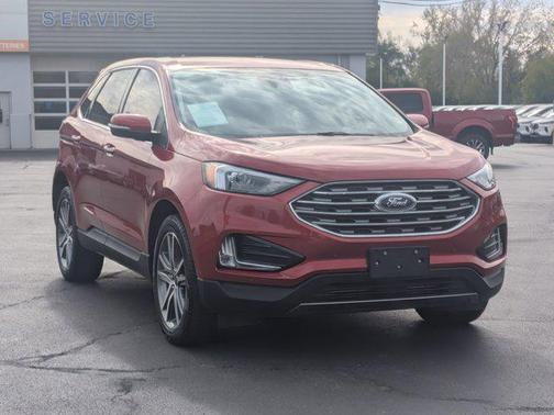 2024 Ford Edge Titanium