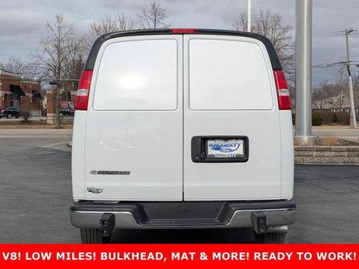 2022 Chevrolet Express 2500 RWD 2500 Regular Wheelbase WT