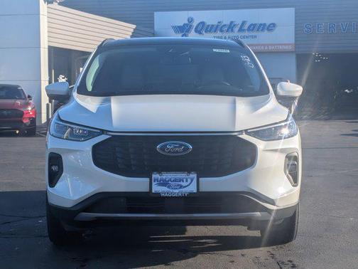 2026 Ford Escape Platinum