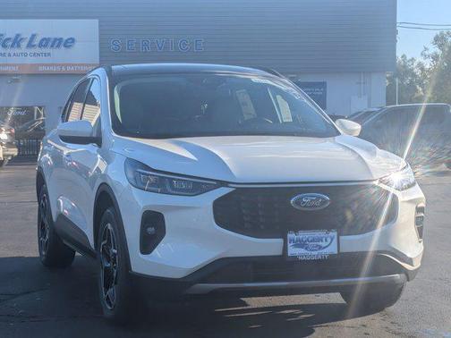 2026 Ford Escape Platinum