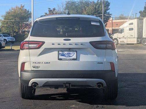 2026 Ford Escape Platinum