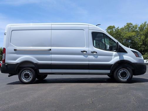 OXFORD WHITE 2026 Ford Transit-250 Base