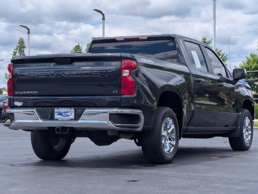 Dark Ash Metallic 2023 Chevrolet Silverado 1500 LT