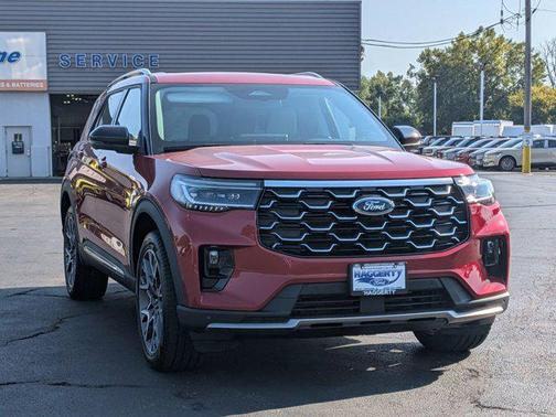 2025 Ford Explorer Platinum