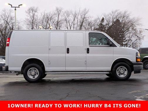 2024 Chevrolet Express 2500 RWD 2500 Regular Wheelbase WT