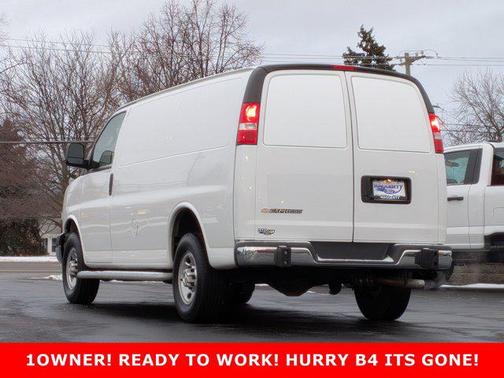 2024 Chevrolet Express 2500 RWD 2500 Regular Wheelbase WT