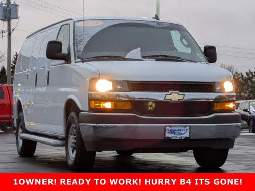 2024 Chevrolet Express 2500 RWD 2500 Regular Wheelbase WT