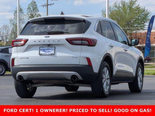OXFORD WHITE 2023 Ford Escape Active