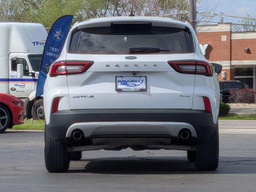 OXFORD WHITE 2023 Ford Escape Active