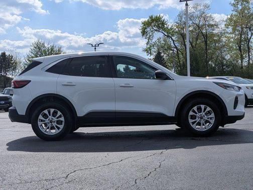 OXFORD WHITE 2023 Ford Escape Active