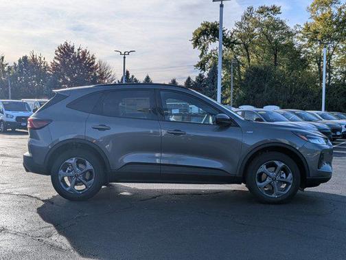 2026 Ford Escape ST-Line Select