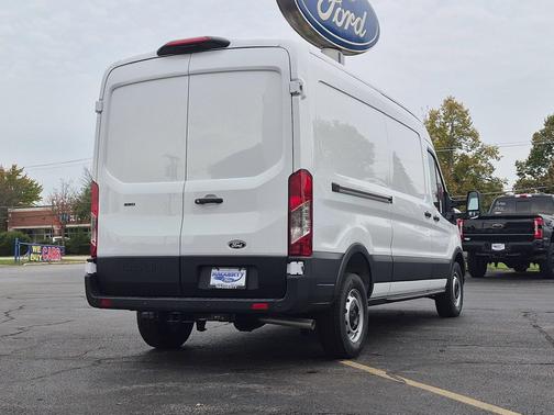 Oxford White 2027 Ford Transit-250 Base
