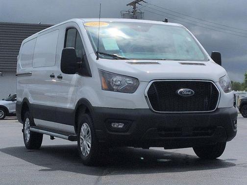 OXFORD WHITE 2025 Ford Transit-250 Base