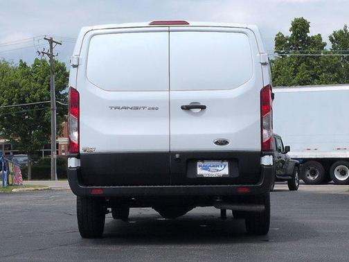 OXFORD WHITE 2025 Ford Transit-250 Base