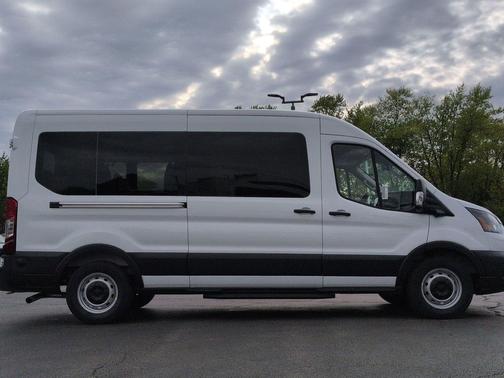 Oxford White 2026 Ford Transit-350 XL