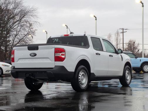 2025 Ford Maverick XL