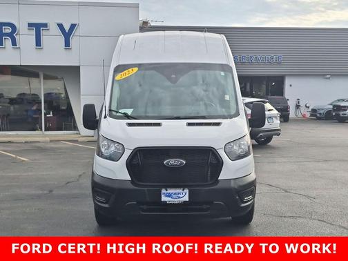 Oxford White 2023 Ford Transit-250 Base