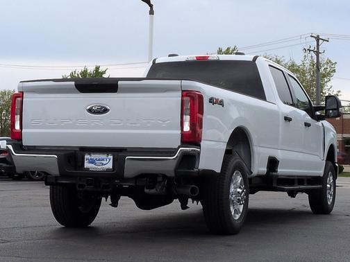 OXFORD WHITE 2026 Ford F-250 XLT
