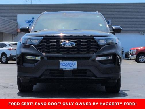 AGATE BLACK METALLIC 2023 Ford Explorer ST-Line