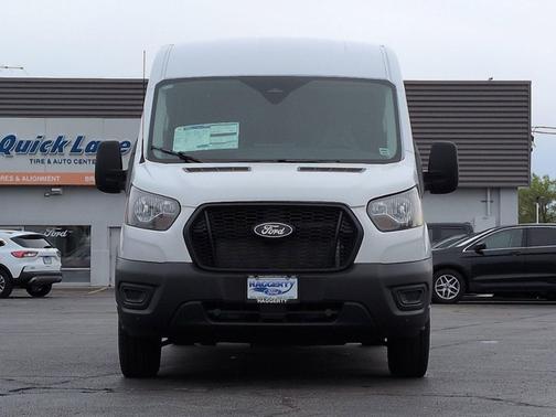 Oxford White 2026 Ford Transit-250 Base