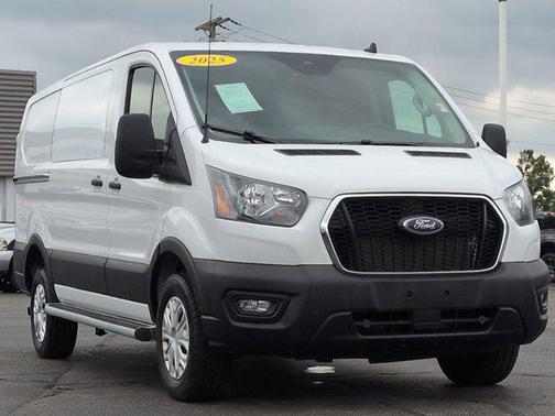 OXFORD WHITE 2025 Ford Transit-250 Base