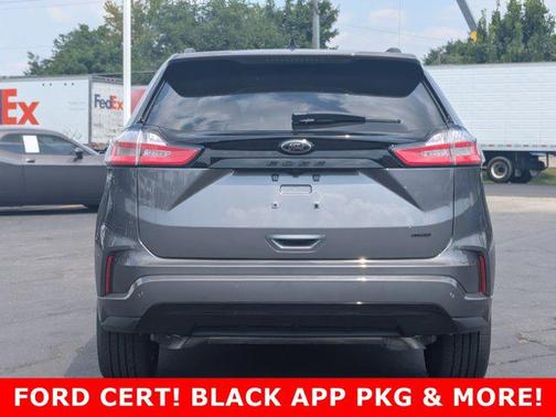 2024 Ford Edge SE