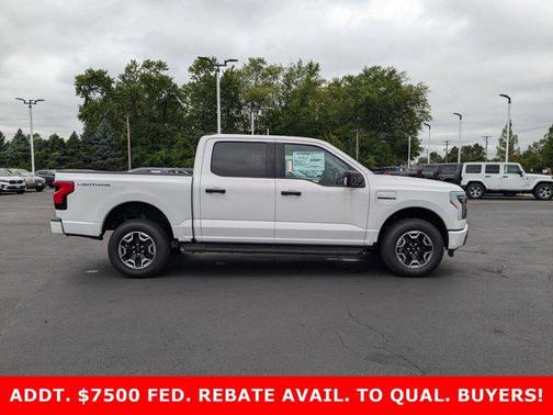 2023 Ford F-150 Lightning XLT