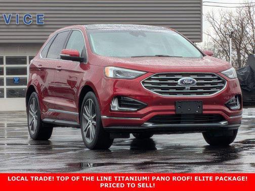 RUBY RED METALLIC TINTED CC 2019 Ford Edge Titanium