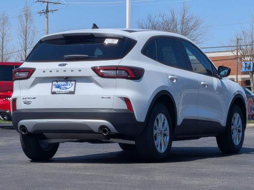 OXFORD WHITE 2026 Ford Escape Active