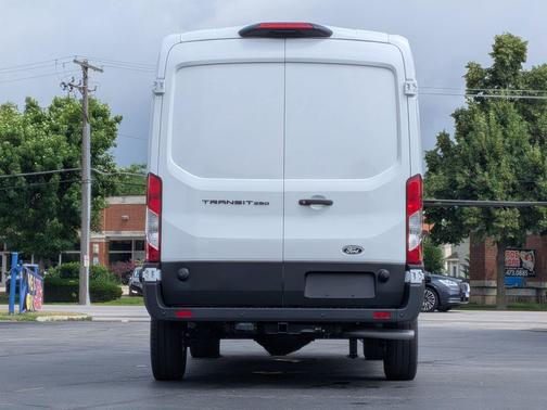 OXFORD WHITE 2026 Ford Transit-250 Base