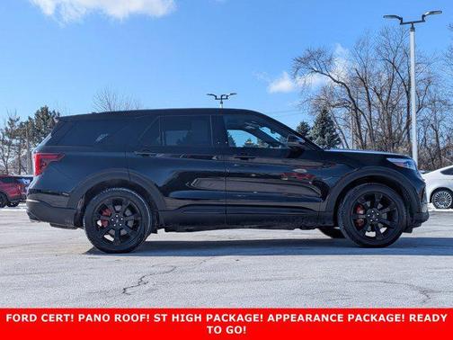 2022 Ford Explorer ST