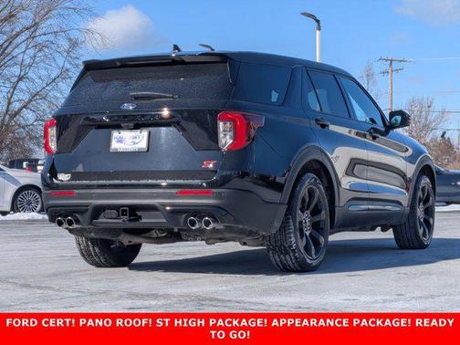 2022 Ford Explorer ST