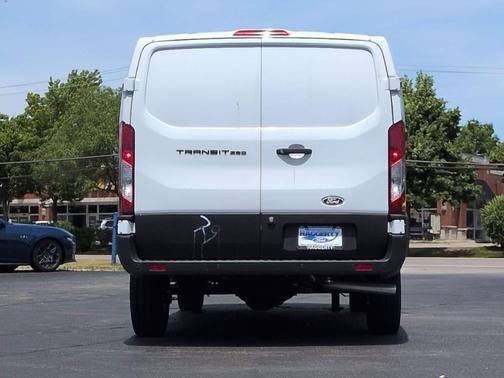 OXFORD WHITE 2026 Ford Transit-250 Base