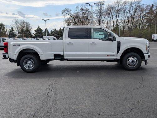 2025 Ford F-350 Platinum