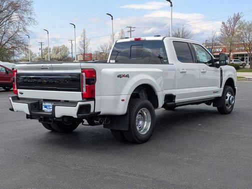 2025 Ford F-350 Platinum