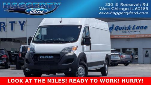 Bright White Clearcoat 2026 RAM ProMaster 2500 Tradesman