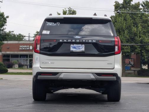 STAR WHITE MET TRI-COAT 2026 Ford Expedition Max Platinum