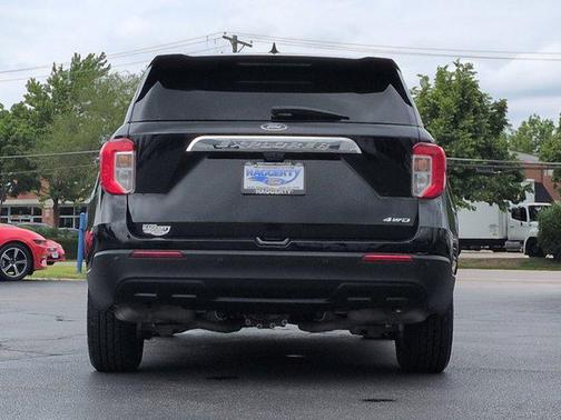 AGATE BLACK METALLIC 2021 Ford Explorer Base 4WD