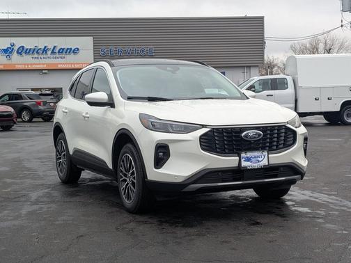 2026 Ford Escape PHEV Base