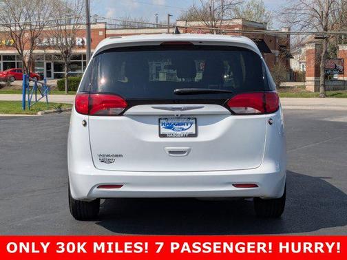 2020 Chrysler Voyager L