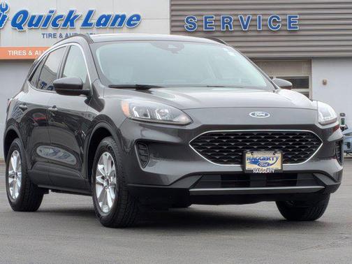 2020 Ford Escape SE