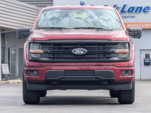 Ruby Red Metallic Tinted Clearcoat 2026 Ford F-150 XLT