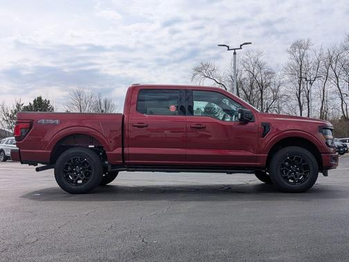 Ruby Red Metallic Tinted Clearcoat 2026 Ford F-150 XLT