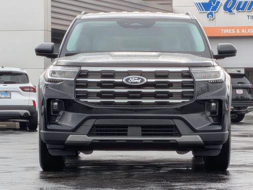 AGATE BLACK METALLIC 2026 Ford Explorer Active