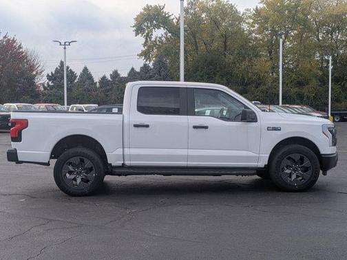 2025 Ford F-150 Lightning Pro