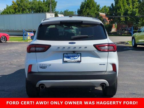 Oxford White 2023 Ford Escape Active