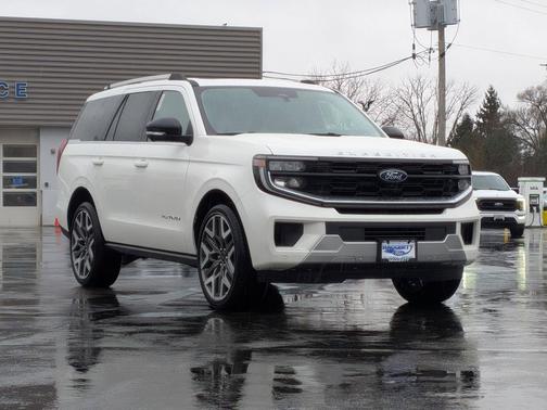 2025 Ford Expedition Platinum