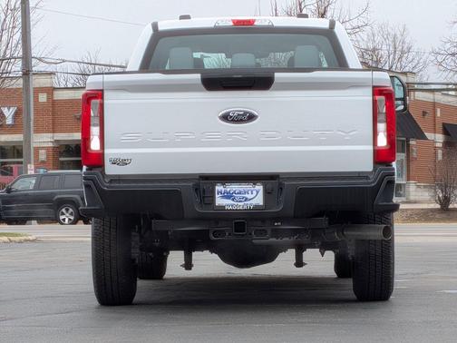 OXFORD WHITE 2026 Ford F-250 XL