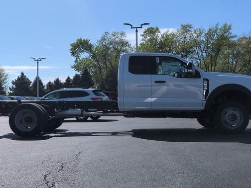 Oxford White 2026 Ford F-450 XL
