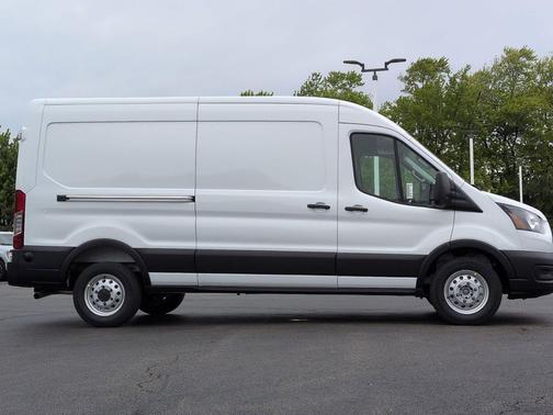 OXFORD WHITE 2026 Ford Transit-250 Base